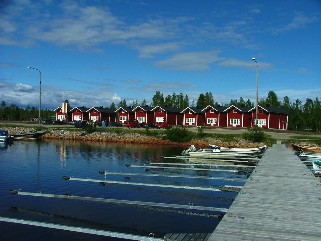 Wanha Pappila Cottages Simoniemi Luaran gambar
