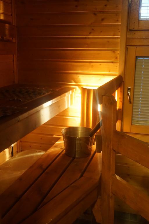 Wanha Pappila Cottages Simoniemi Luaran gambar